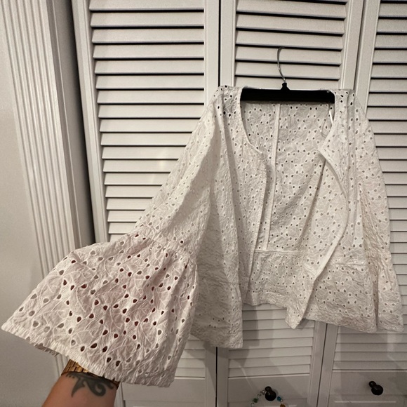ZARA Embroidered Eyelet Jacket with Ruffles White sz XL Extra Large - Picture 2 of 3